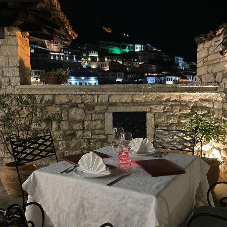 Boutique Hotel Muzaka Berat Luaran gambar