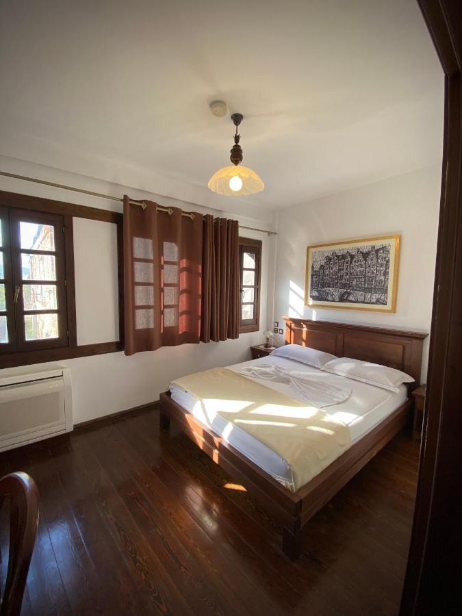 Boutique Hotel Muzaka Berat Luaran gambar