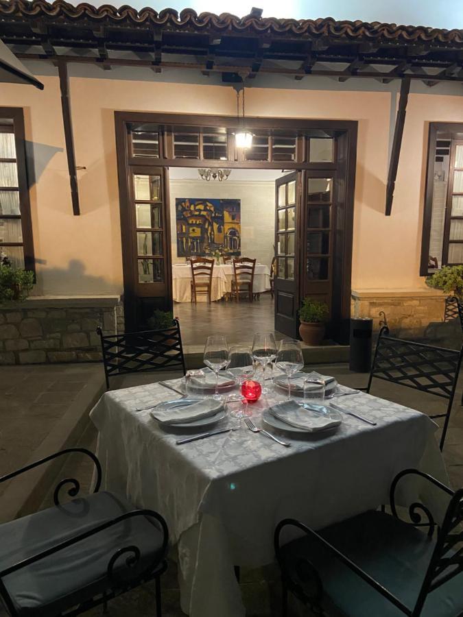 Boutique Hotel Muzaka Berat Luaran gambar