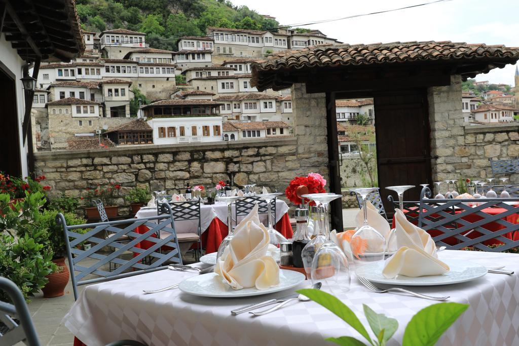Boutique Hotel Muzaka Berat Luaran gambar