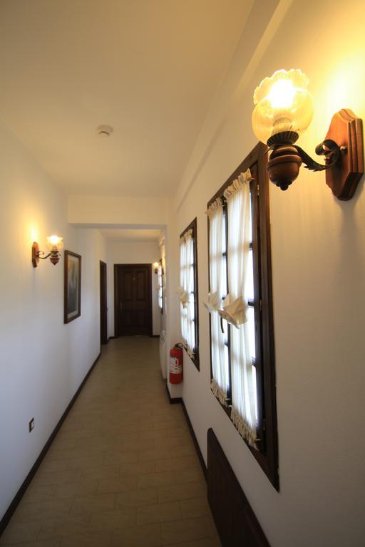 Boutique Hotel Muzaka Berat Luaran gambar