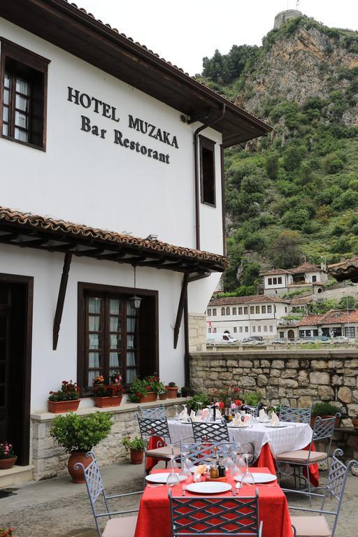 Boutique Hotel Muzaka Berat Luaran gambar